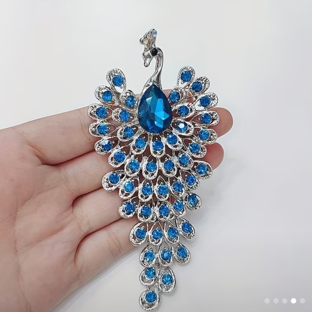 🆕️🦚 BLUE STATEMENT PEACOCK BROOCH PIN🦚 - Picture 5 of 9